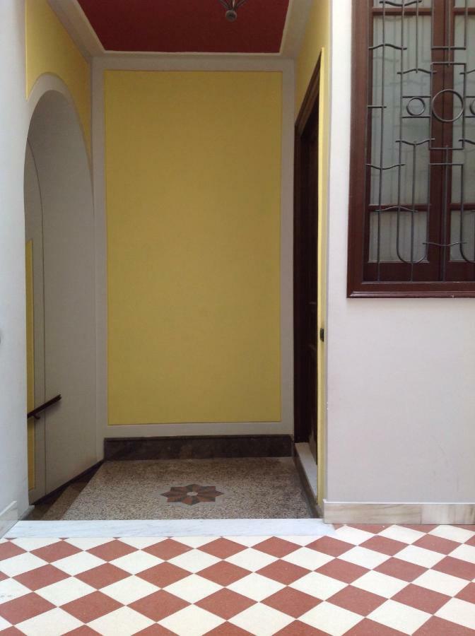 Vucciria 57 Locazione Turistica Nel Cuore Pulsante Della Movida! Apartment Palermo Luaran gambar